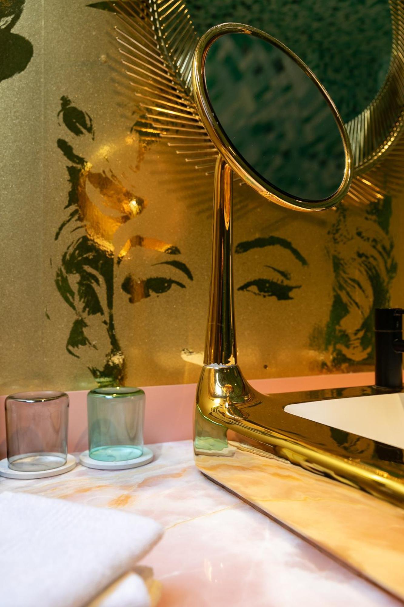 Small Luxury Hotel De Witte Lelie Anvers Exterior foto